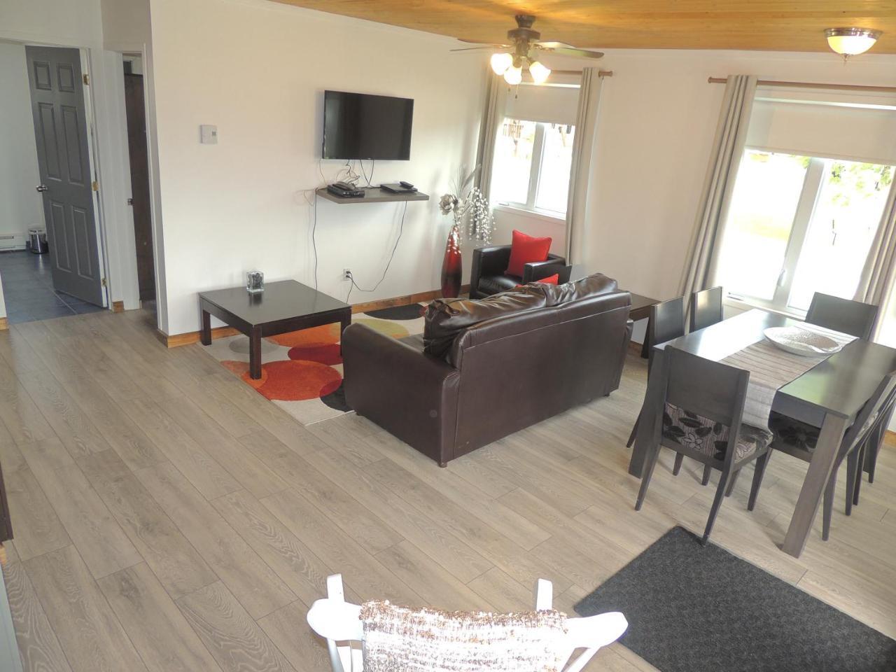 Chalets Au Bord Du Lac Chicoutimi Extérieur photo